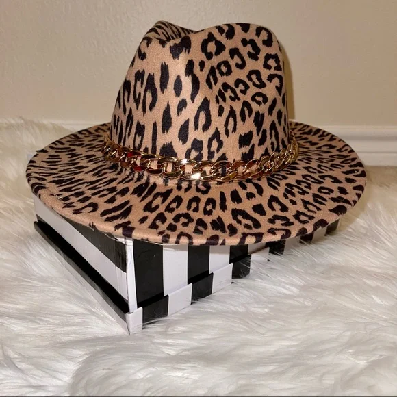 Cheetah Print Faux Suede Rancher Hat with Rose Gold Chain